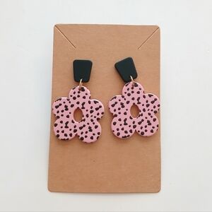 Fashion Jewelry Pink and Black Flower Earrings